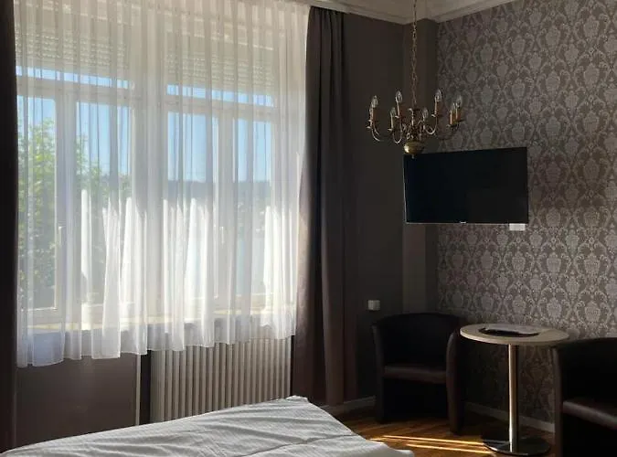 Post Ruedesheim Рюдесхайм-на-Рейне